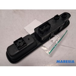 Peugeot - 3008 - Multi-functional window switch