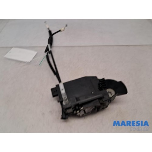Peugeot - 308 - Door lock mechanism 4-door, front left