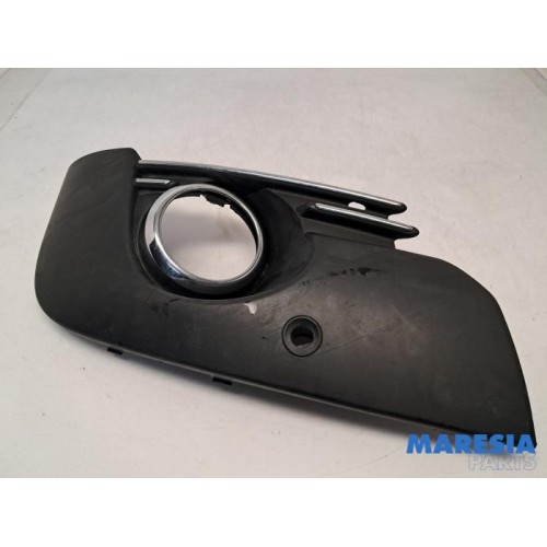 Peugeot - 3008 - Front bumper, right-side component