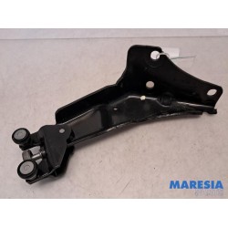Peugeot - Partner - Sliding door roller, right