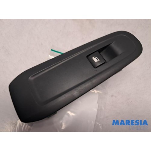Peugeot - 308 - Electric window switch