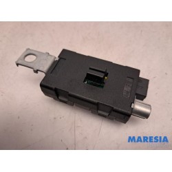 Peugeot - 308 - Antennenverstärker