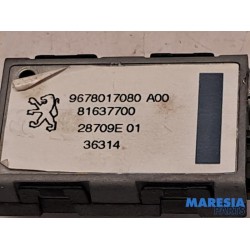 Peugeot - 308 - Antennenverstärker