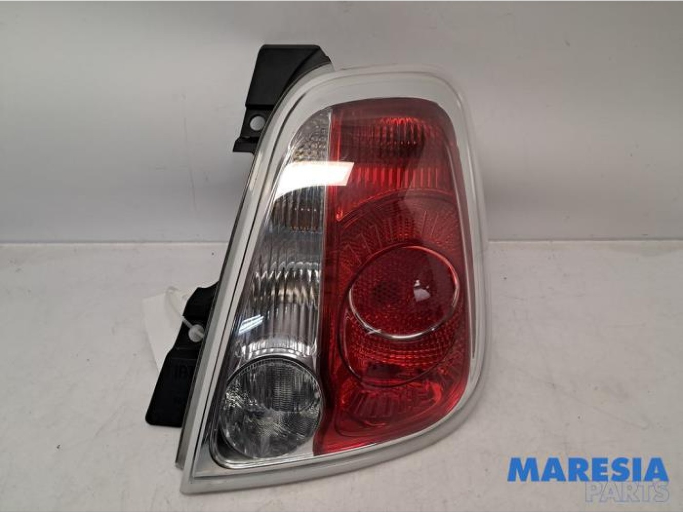 Fiat - 500 - Feu arrière droit