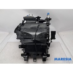 Opel - Crossland X - Heater housing