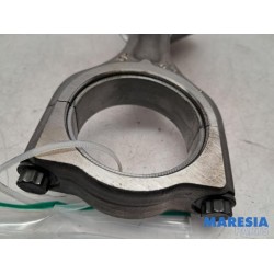 Citroen - C4 Cactus - Connecting rod