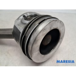 Citroen - C4 Cactus - Connecting rod