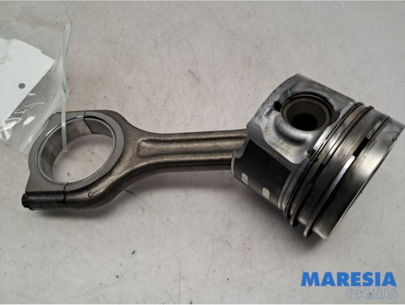 Citroen - C4 Cactus - Connecting rod
