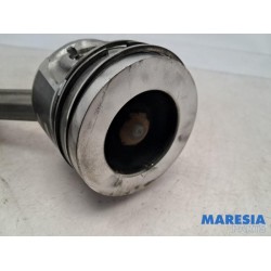 Citroen - C4 Cactus - Connecting rod