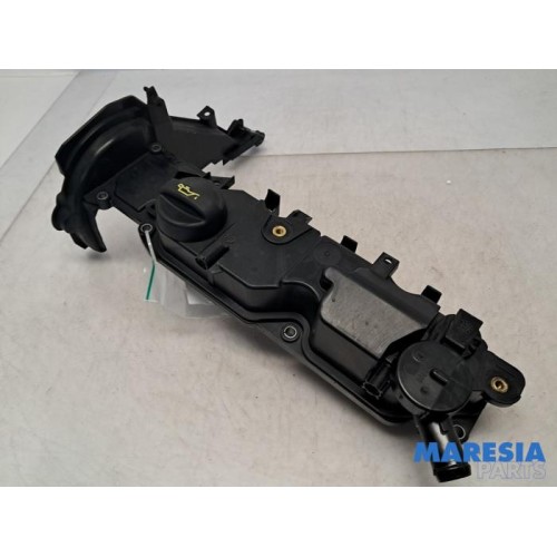 Citroen - C4 Cactus - Rocker cover