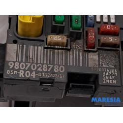 Peugeot - Partner - Fuse box
