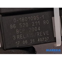Peugeot - Partner - Glow plug relay