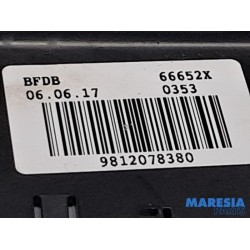 Peugeot - Partner - Fuse box