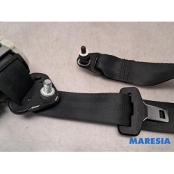 Fiat - 500 - Rear seatbelt, right