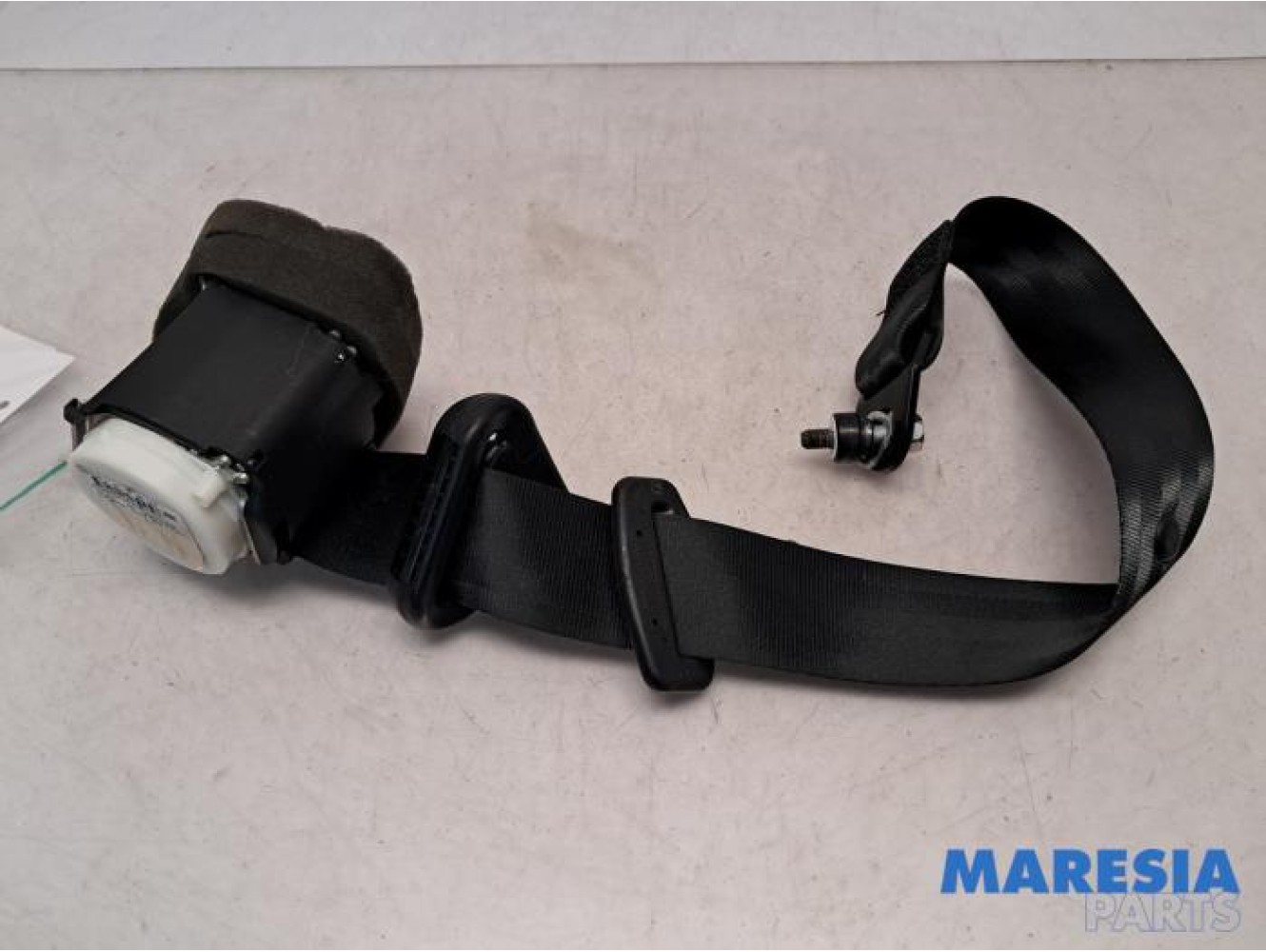 Fiat - 500 - Rear seatbelt, right