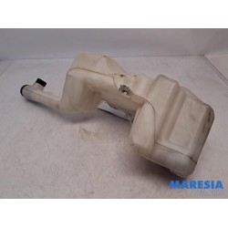 Fiat - 500 - Front windscreen washer reservoir