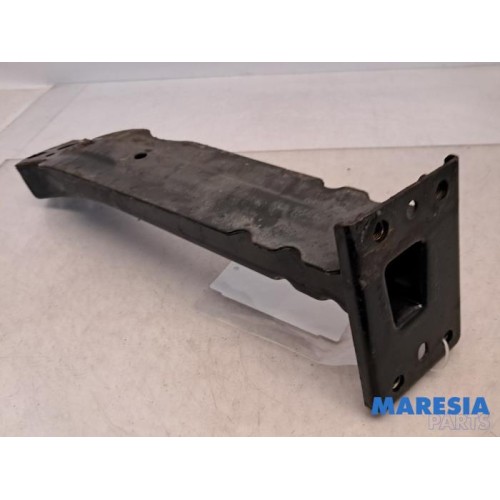 Fiat - 500 - Front part support