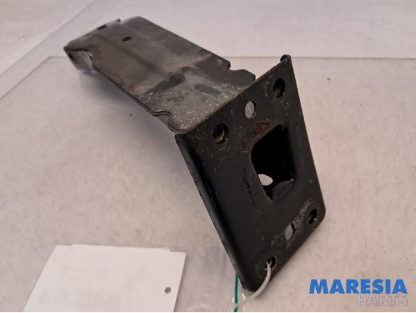 Fiat - 500 - Front part support