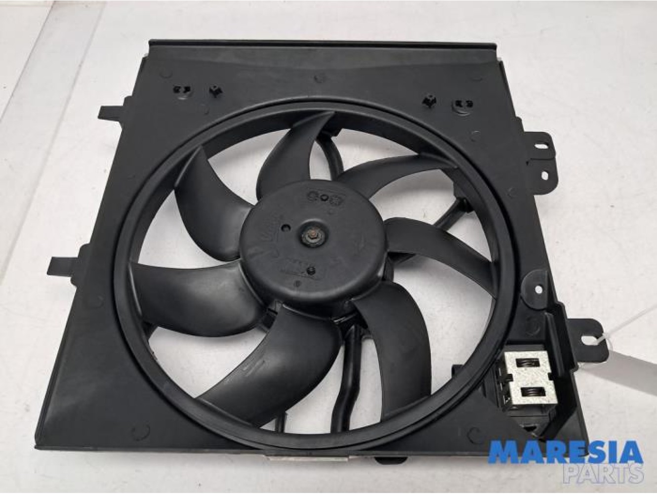 Opel - Crossland X - Fan motor