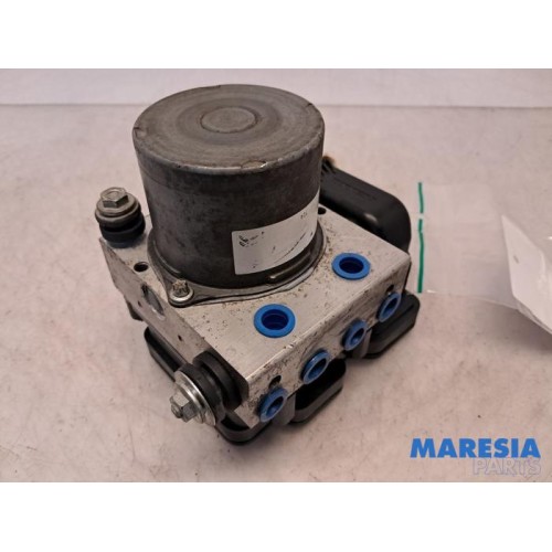 Opel - Crossland X - ABS pump
