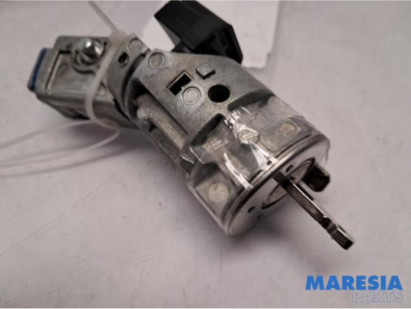 Citroen - C3 - Tailgate lock mechanism