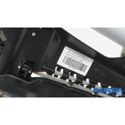 Peugeot - 308 - Sliding headliner mechanism