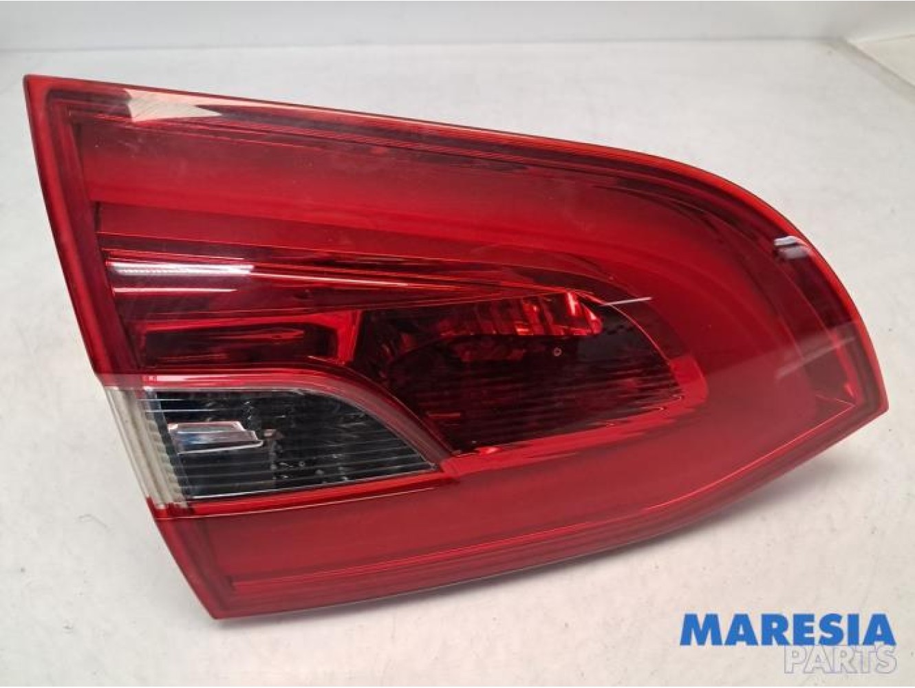 Peugeot - 308 - Taillight, left