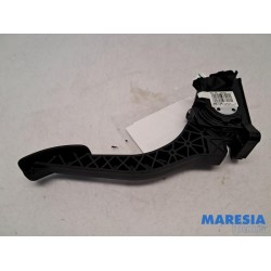 Peugeot - 308 - Gaspedal