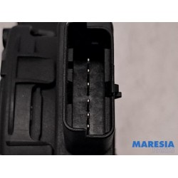 Opel - Crossland X - Throttle pedal position sensor
