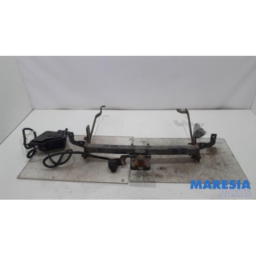 Peugeot - Expert - Towbar