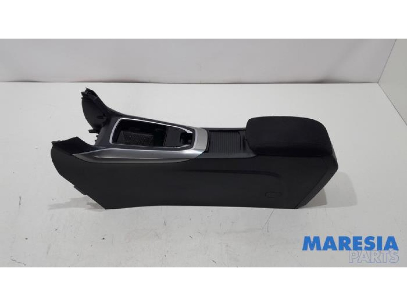 Peugeot - 308 - Middle console