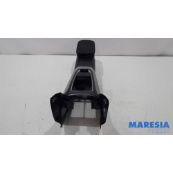Peugeot - 308 - Middle console