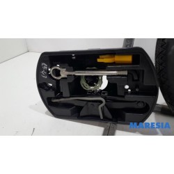 Peugeot - 308 - Krikset + reservewiel