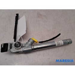 Opel - Crossland X - Gordelspanner links