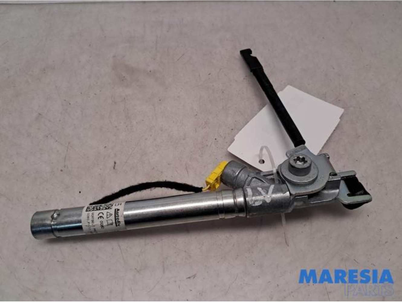 Opel - Crossland X - Gordelspanner links