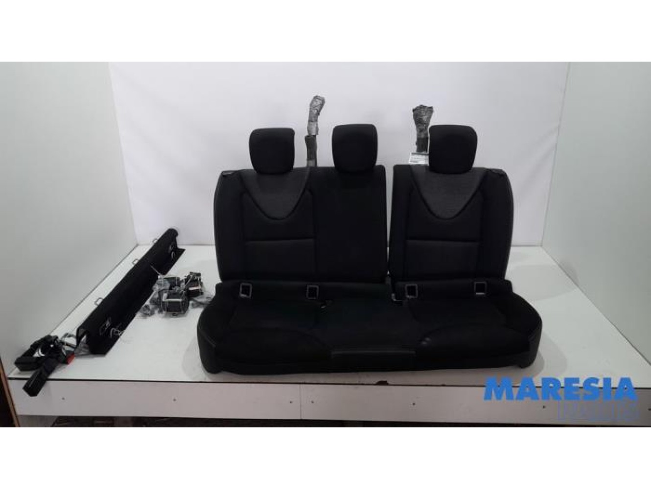 Renault - Clio - Rear bench seat