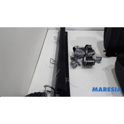 Renault - Clio - Rear bench seat