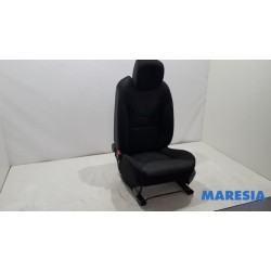 Renault - Clio - Seat, left