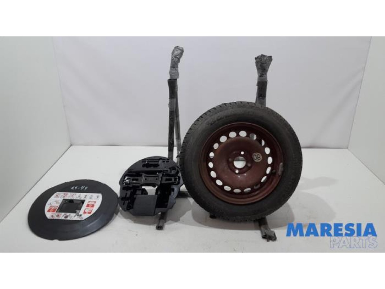 Renault - Clio - Krikset + reservewiel
