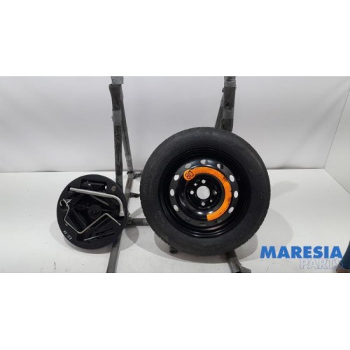 Fiat - 500 - Krikset + reservewiel