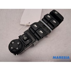 Opel - Crossland X - Multi-functional window switch