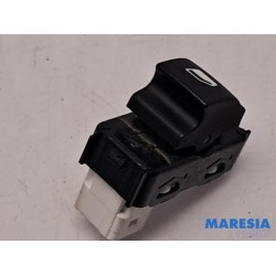 Opel - Crossland X - Electric window switch