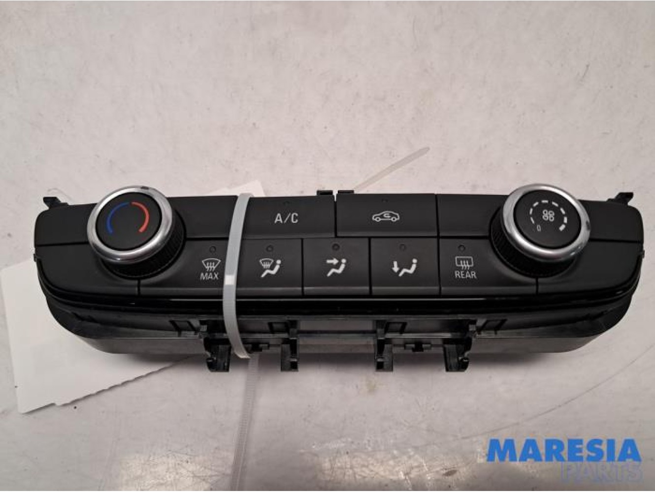 Opel - Crossland X - Heater control panel
