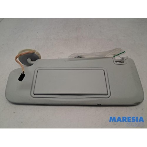 Opel - Crossland X - Sun visor