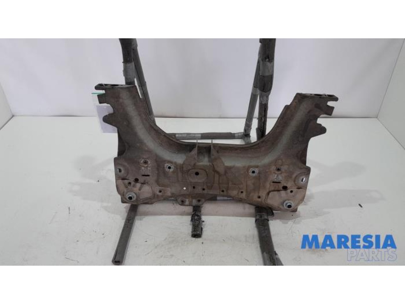 Renault - Clio - Subframe