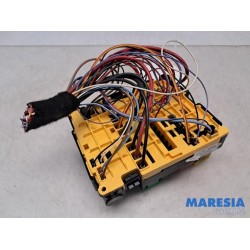 Opel - Crossland X - Fuse box