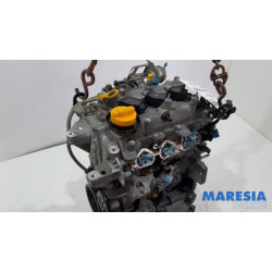 Renault - Clio - Engine