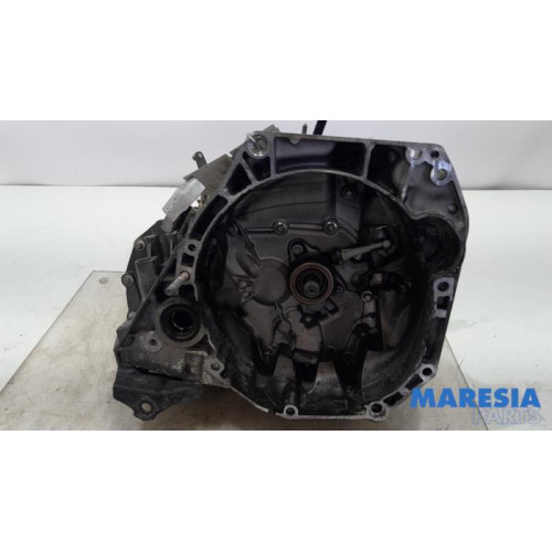 Renault - Clio - Gearbox
