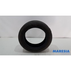 Renault - Clio - Tyre