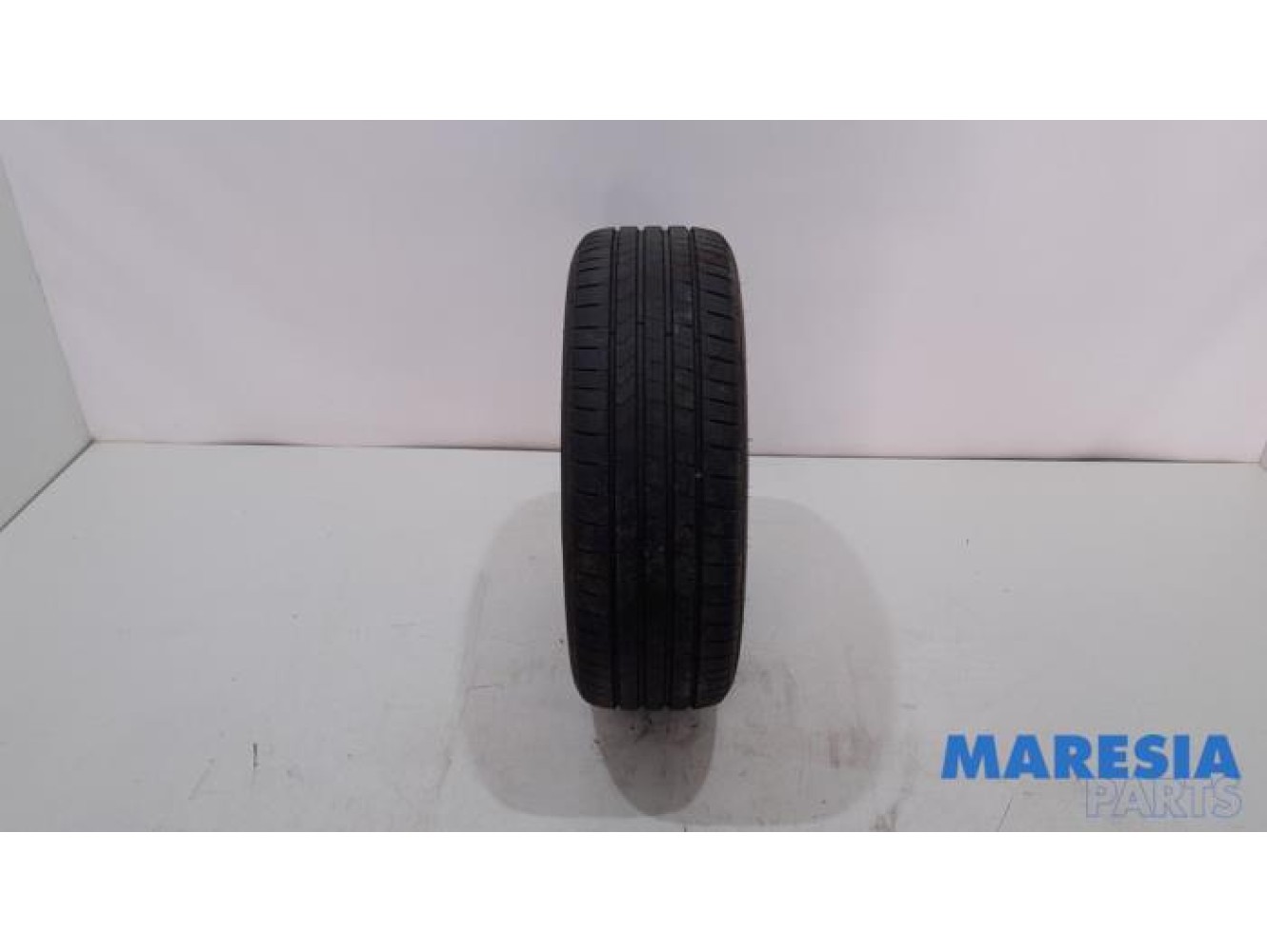 Renault - Clio - Tyre
